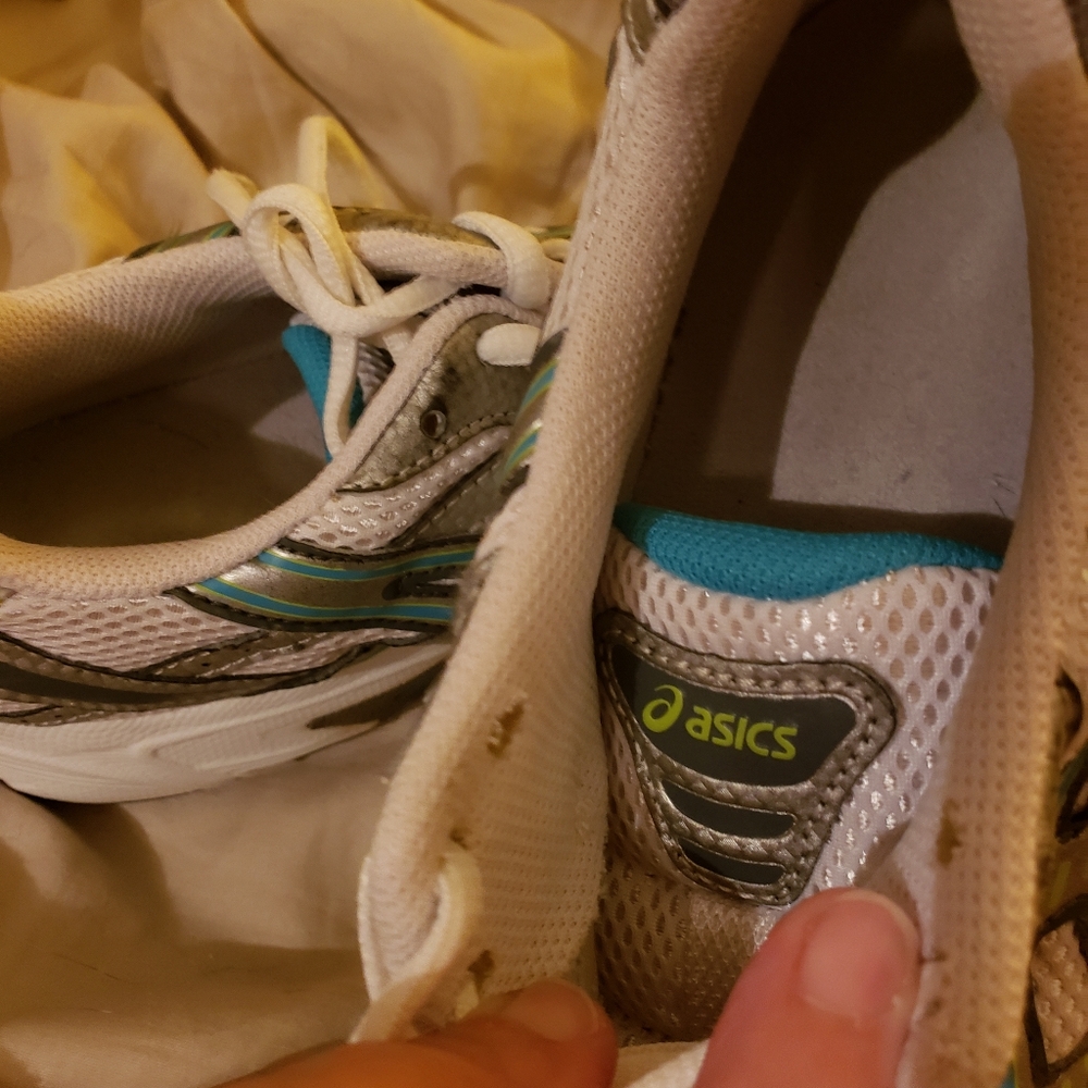 Asics Athletic Shoes - Picture 5 of 6
